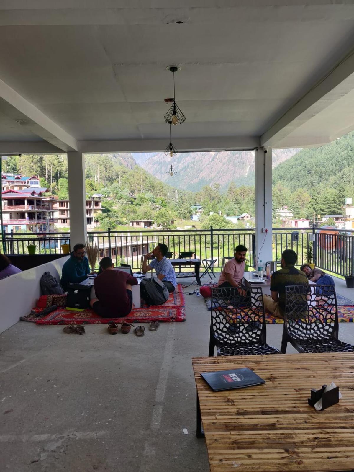 Himtrek Stay Kasol Bagian luar foto