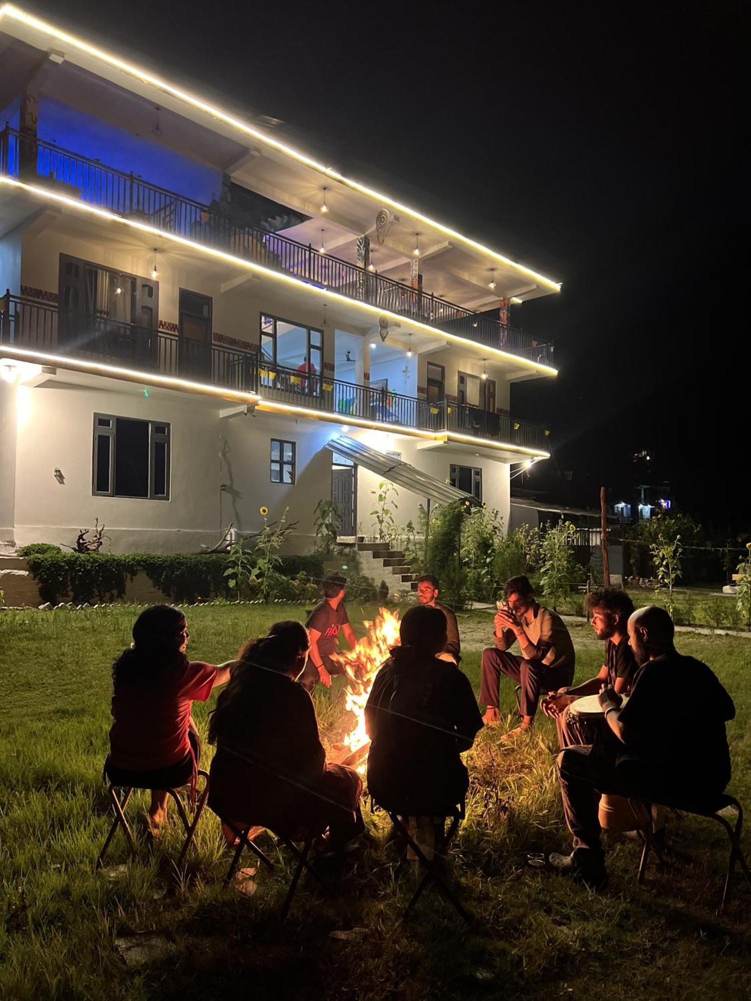 Himtrek Stay Kasol Bagian luar foto