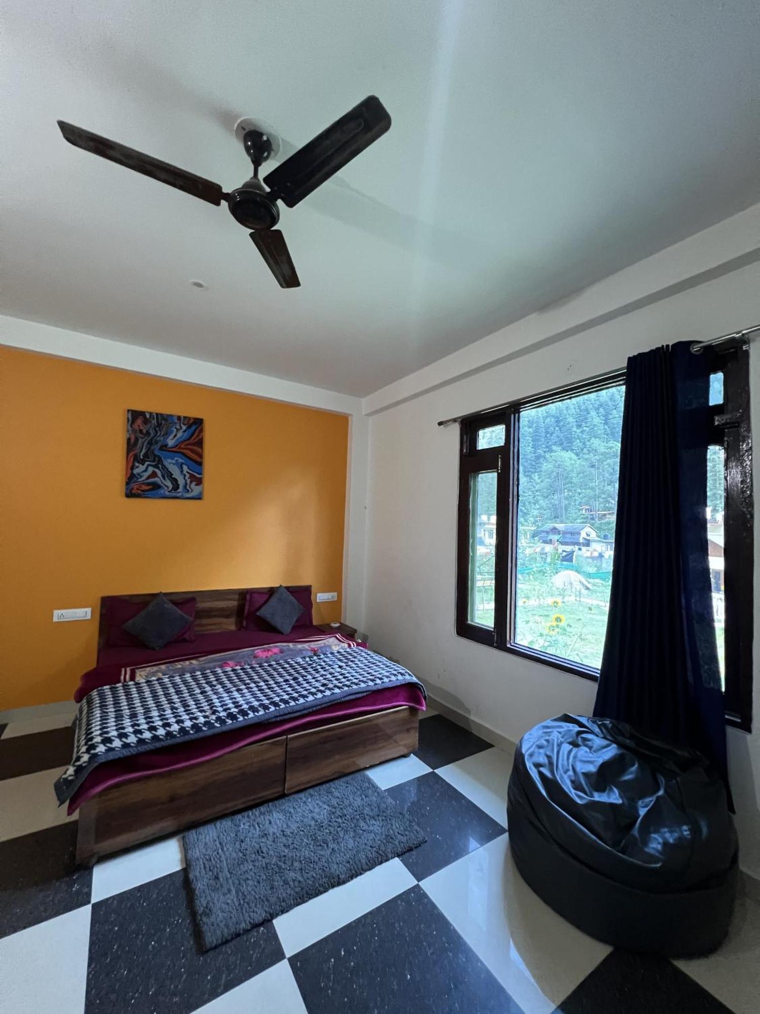 Himtrek Stay Kasol Bagian luar foto
