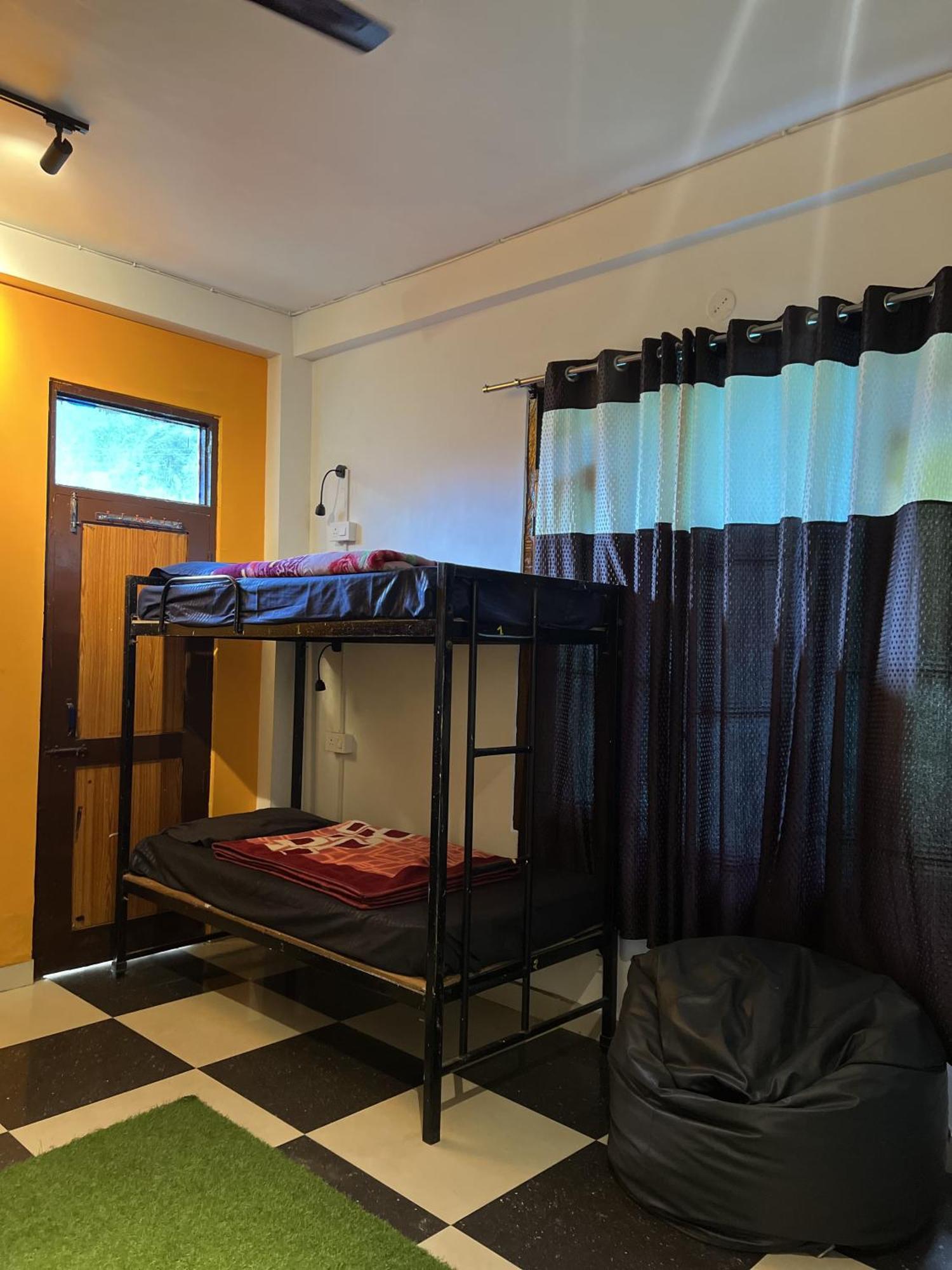 Himtrek Stay Kasol Bagian luar foto